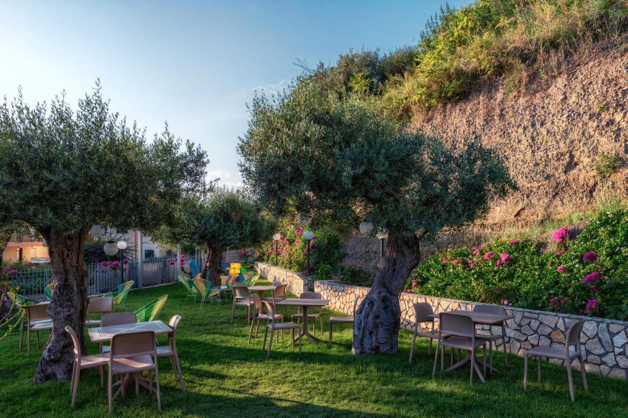 La Risacca Relais Bed and Breakfast Belvedere Marittimo Buitenkant foto